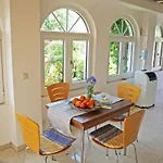 In Ermioni Mit Grill- Terrasse Und Gemeinschaftlichem Pool By Interhome Σπίτι διακοπών *
