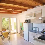 Ferienhaus In Ermioni Mit Grill- Terrasse Und Gemeinschaftlichem Pool By Interhome Thermisía