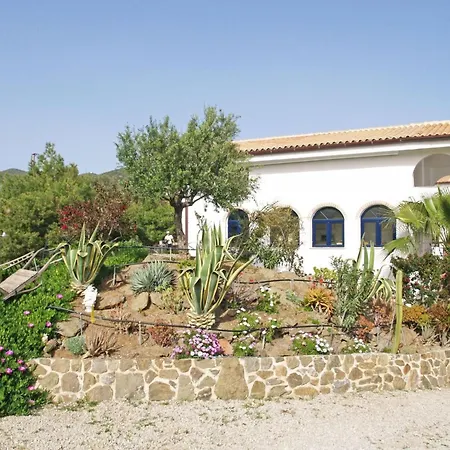 Ferienhaus In Ermioni Mit Grill- Terrasse Und Gemeinschaftlichem Pool By Interhome