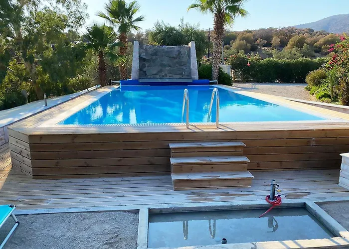 In Ermioni Mit Grill- Terrasse Und Gemeinschaftlichem Pool By Interhome 別荘 *