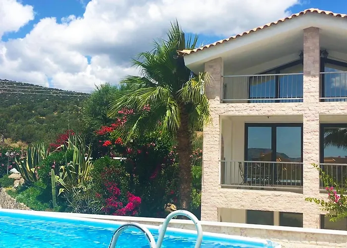 In Ermioni Mit Grill- Terrasse Und Gemeinschaftlichem Pool By Interhome 別荘 Thermisía