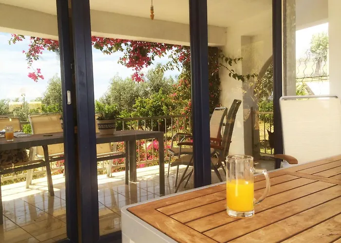 In Ermioni Mit Grill- Terrasse Und Gemeinschaftlichem Pool By Interhome *