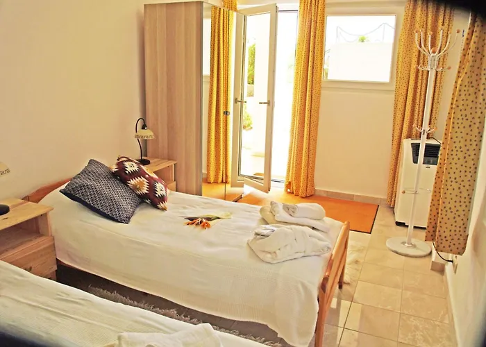 In Ermioni Mit Grill- Terrasse Und Gemeinschaftlichem Pool By Interhome Thermisía