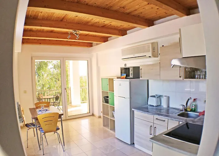 別荘 In Ermioni Mit Grill- Terrasse Und Gemeinschaftlichem Pool By Interhome Thermisía