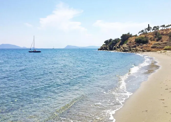 In Ermioni Mit Grill- Terrasse Und Gemeinschaftlichem Pool By Interhome 別荘 *