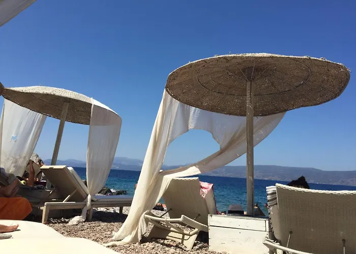 別荘 In Ermioni Mit Grill- Terrasse Und Gemeinschaftlichem Pool By Interhome